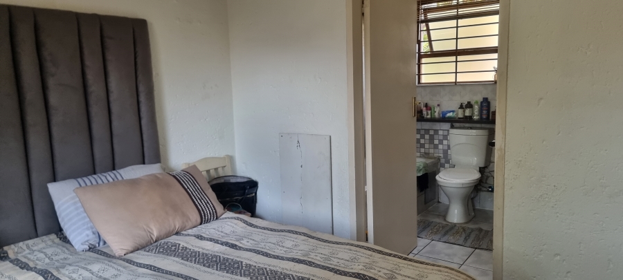 3 Bedroom Property for Sale in Sharonlea Gauteng