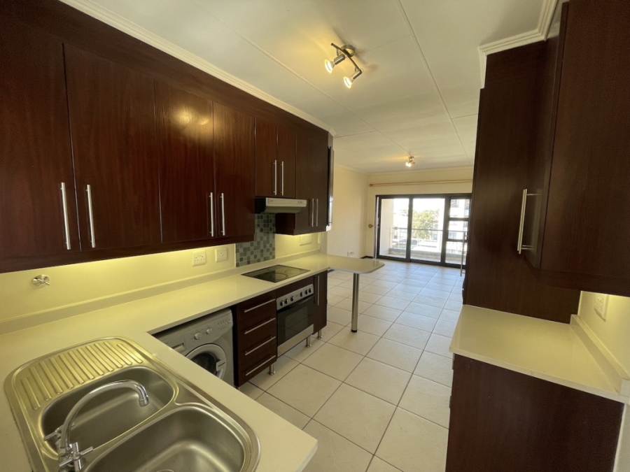 2 Bedroom Property for Sale in Greenstone Hill Gauteng