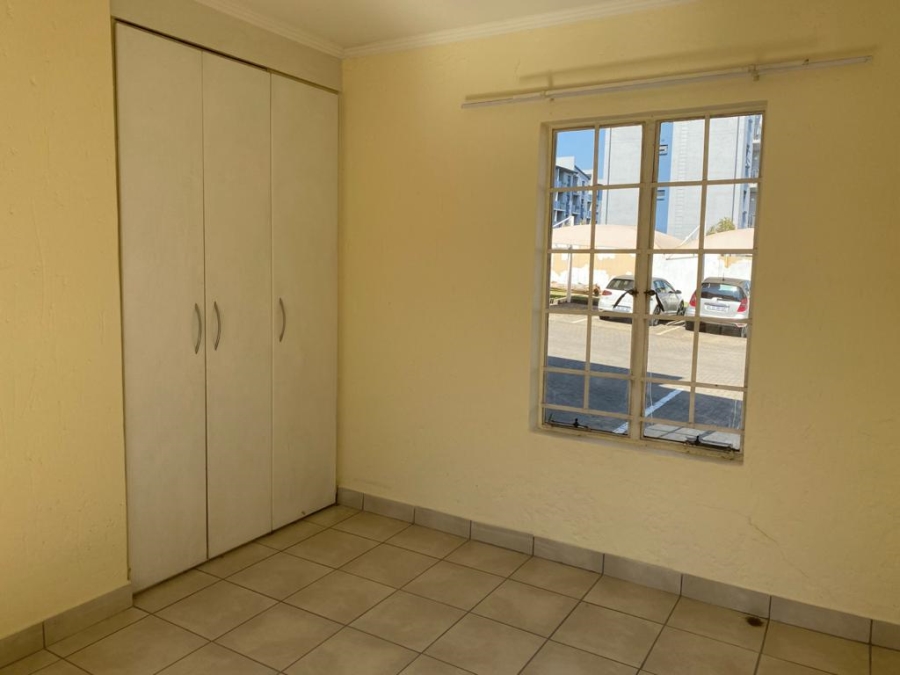 To Let 2 Bedroom Property for Rent in Noordwyk Gauteng