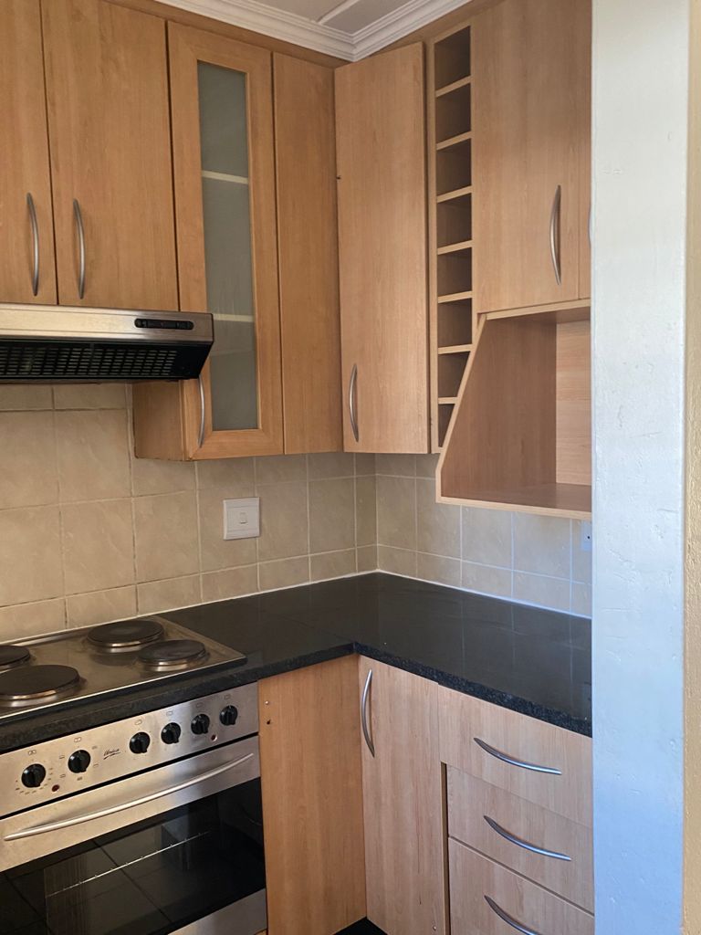 To Let 2 Bedroom Property for Rent in Noordwyk Gauteng