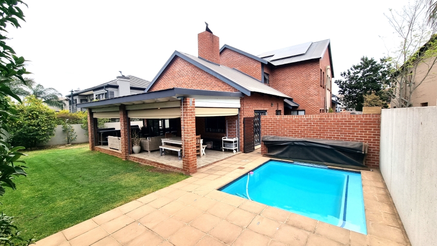 5 Bedroom Property for Sale in Willow Acres Gauteng