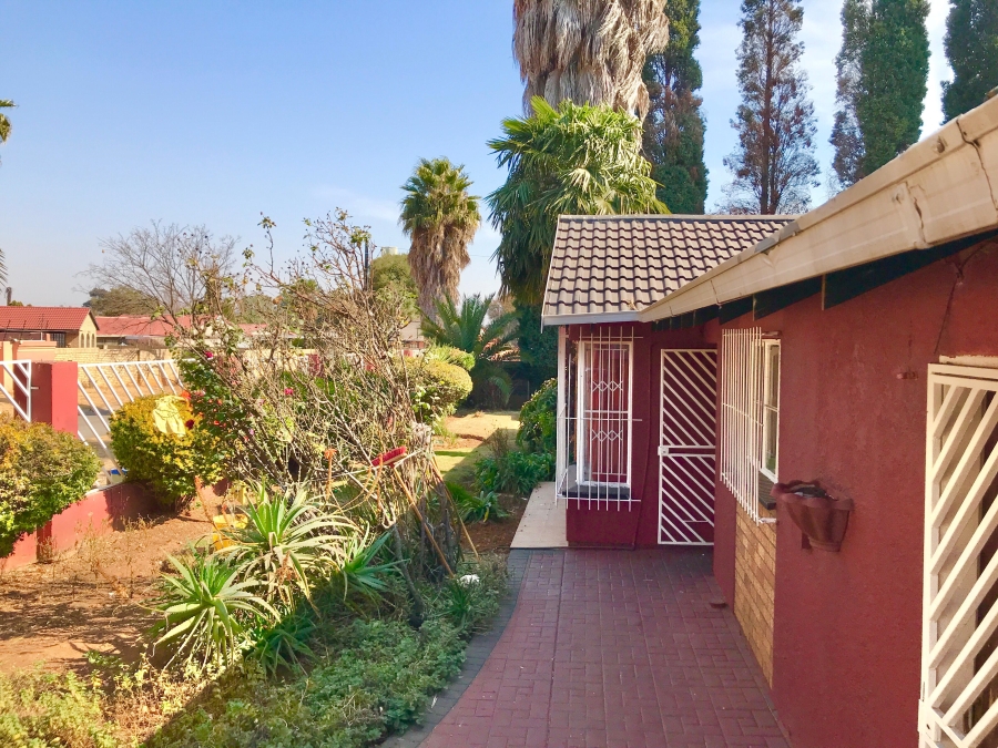 4 Bedroom Property for Sale in Germiston Central Gauteng