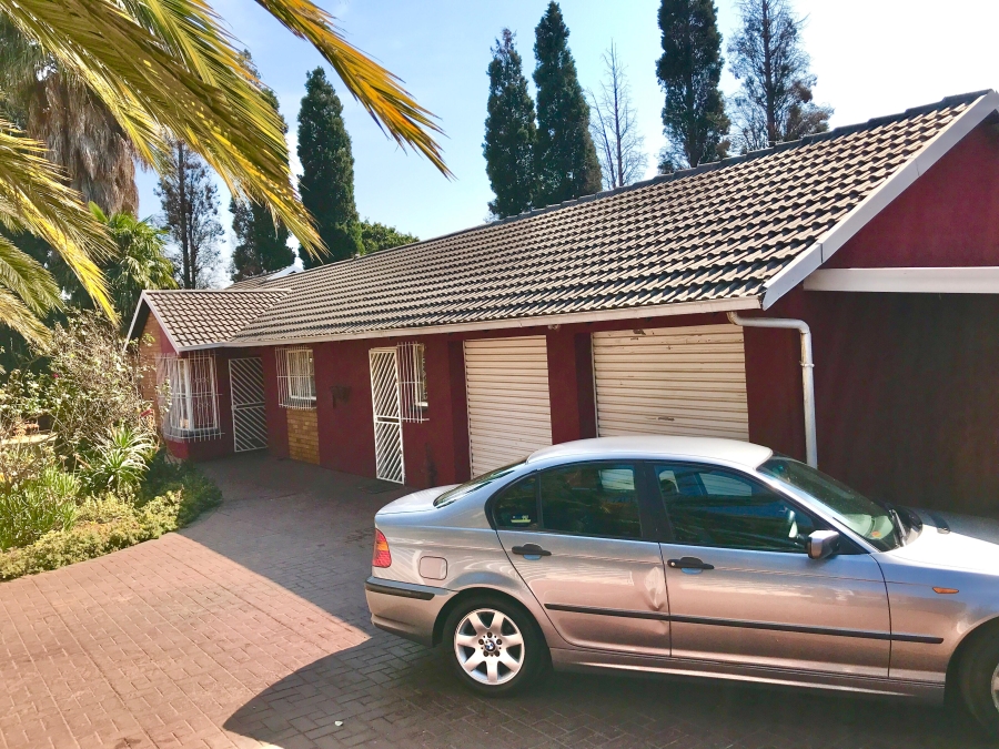 4 Bedroom Property for Sale in Germiston Central Gauteng