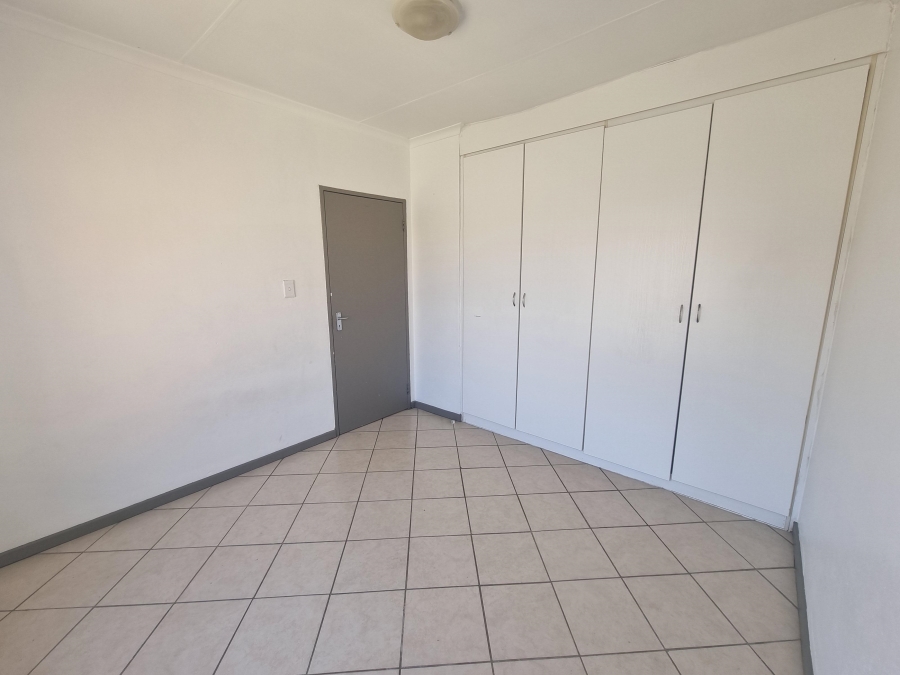 To Let 2 Bedroom Property for Rent in Honeydew Gauteng