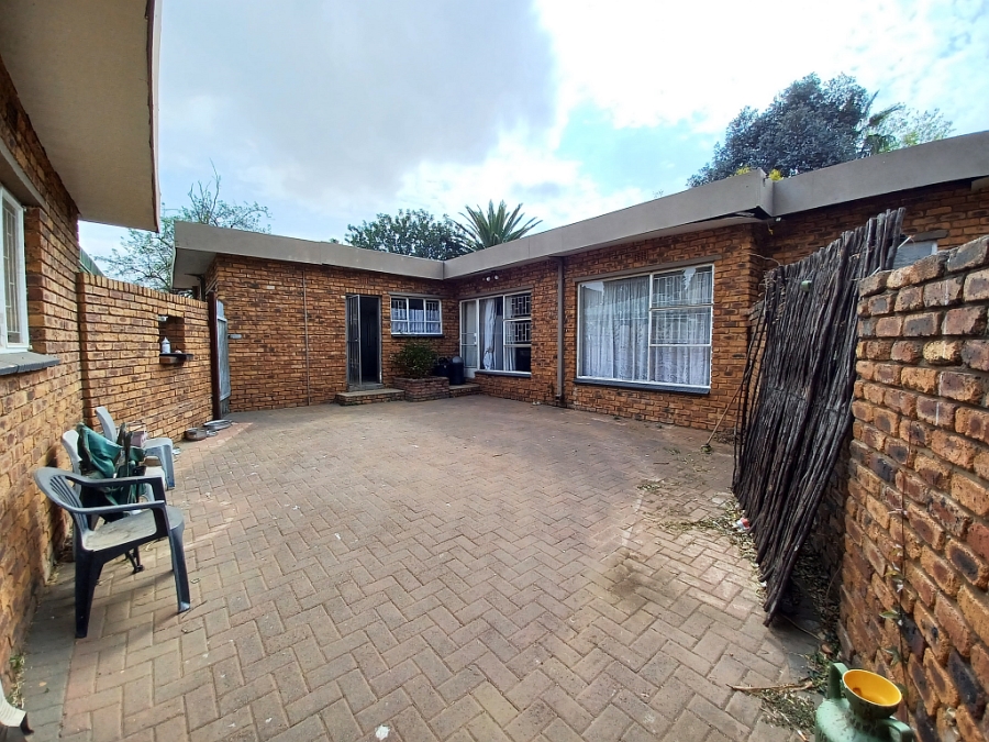 4 Bedroom Property for Sale in Vanderbijlpark Sw 2 Gauteng