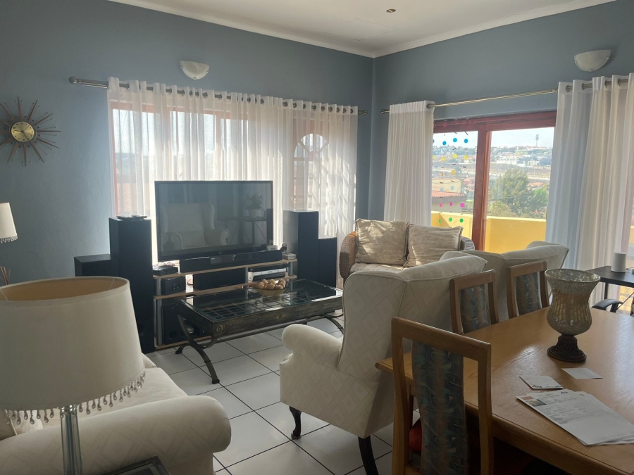 2 Bedroom Property for Sale in Oakdene Gauteng