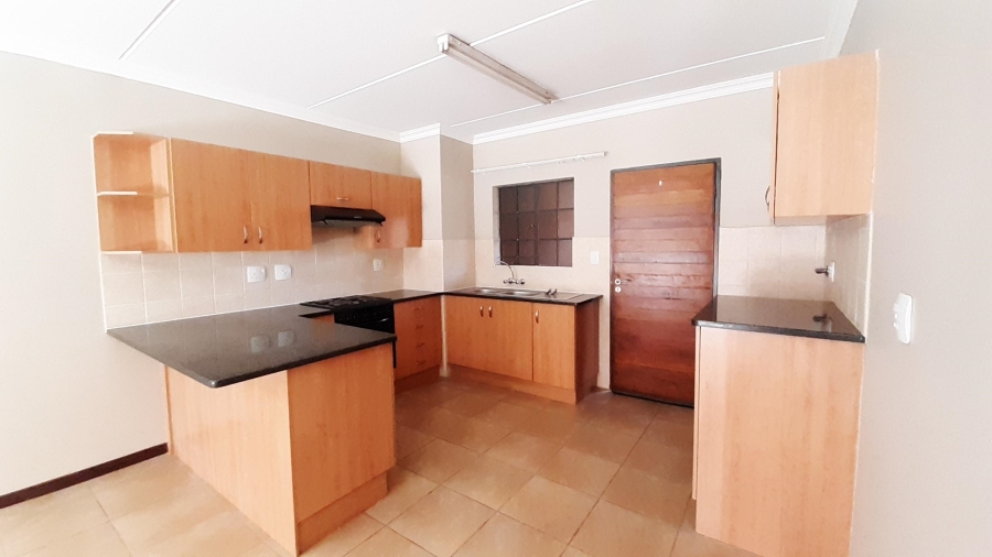 2 Bedroom Property for Sale in Meyerton Central Gauteng