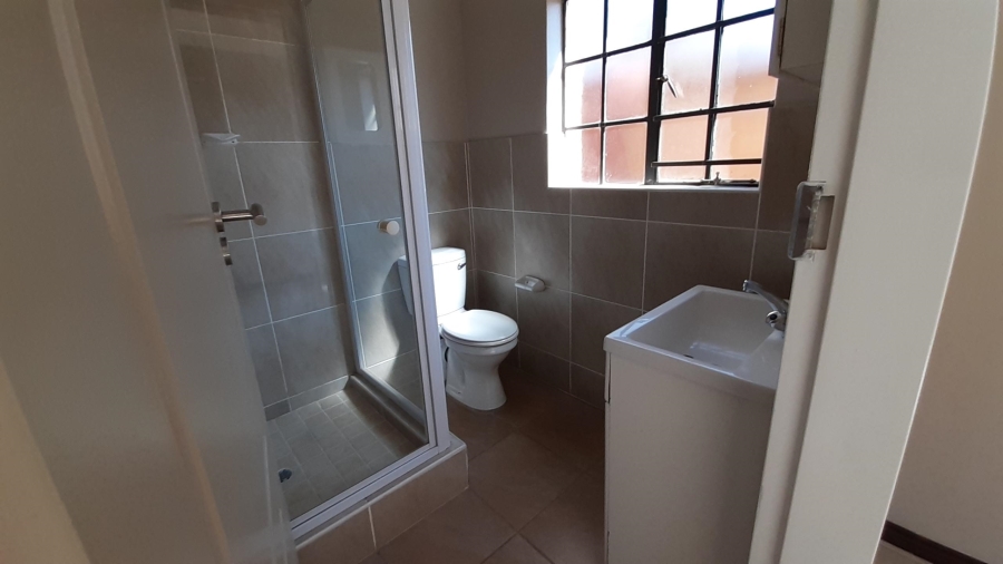 2 Bedroom Property for Sale in Meyerton Central Gauteng