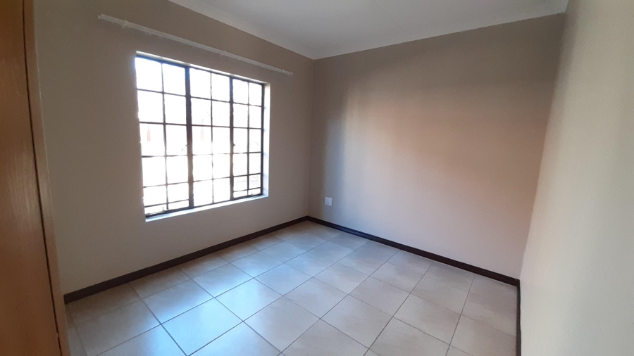 2 Bedroom Property for Sale in Meyerton Central Gauteng