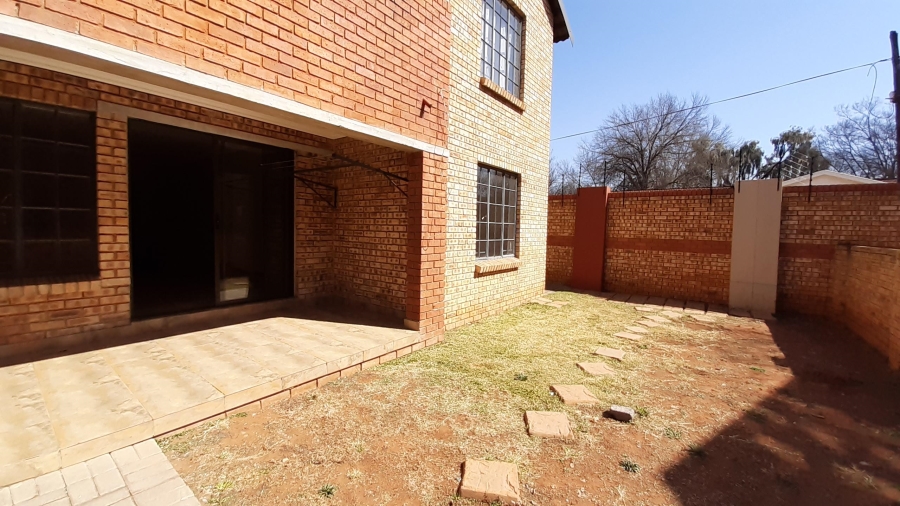 2 Bedroom Property for Sale in Meyerton Central Gauteng