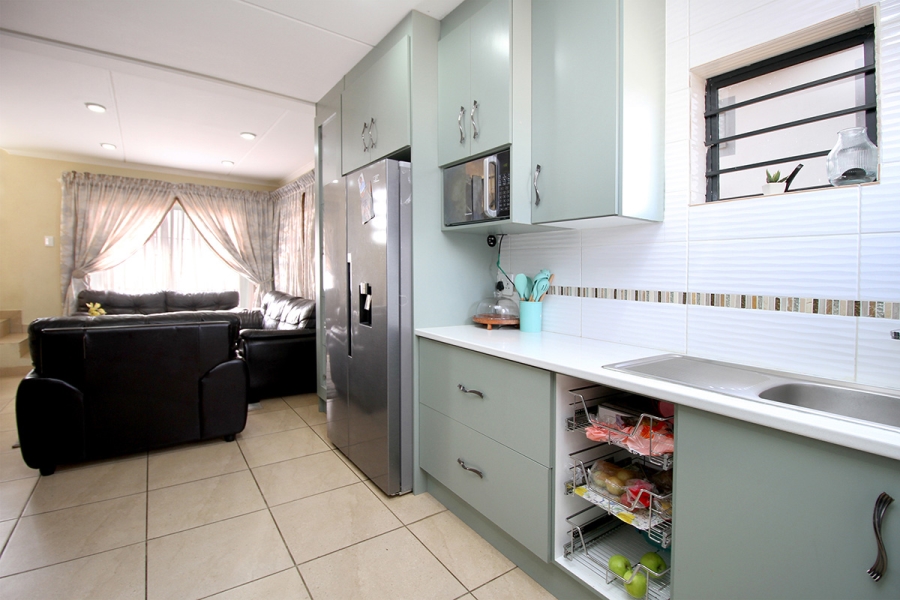 3 Bedroom Property for Sale in Mindalore Gauteng