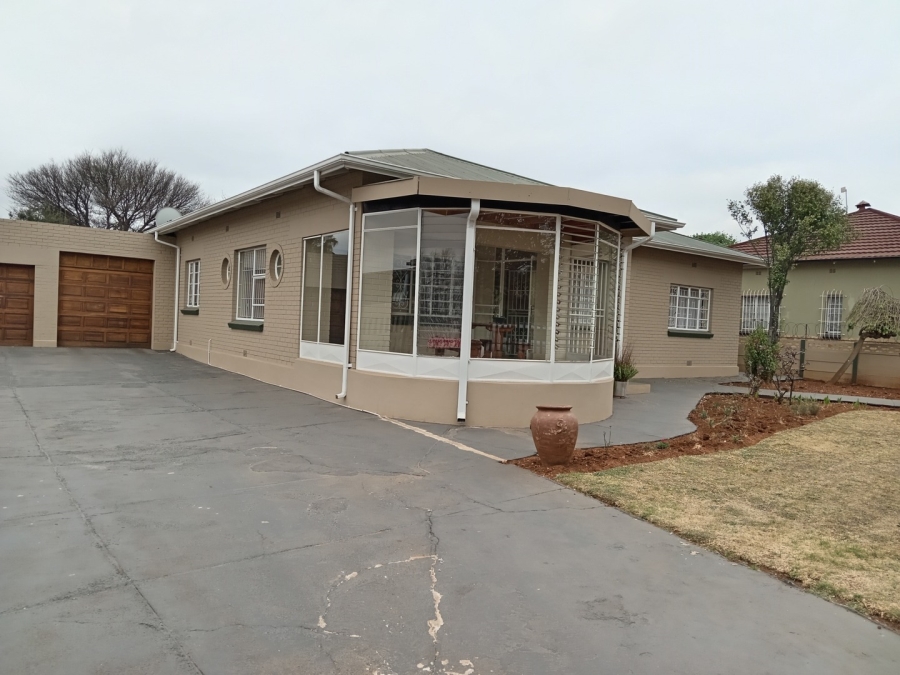 3 Bedroom Property for Sale in Dalview Gauteng