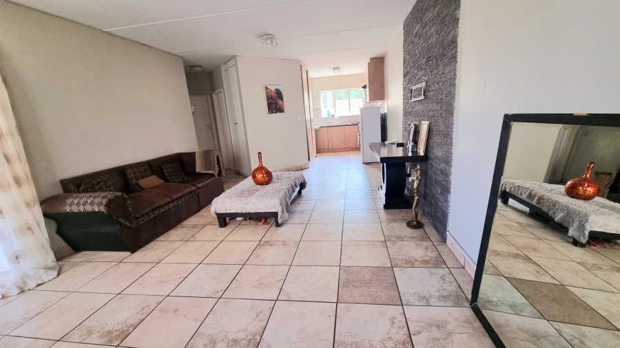 2 Bedroom Property for Sale in Halfway Gardens Gauteng