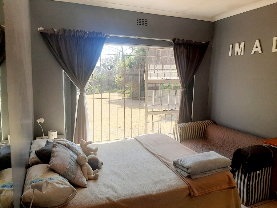 4 Bedroom Property for Sale in Wierda Park Gauteng