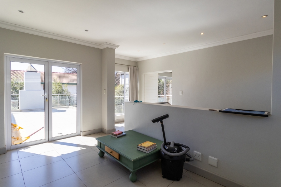 To Let 4 Bedroom Property for Rent in Centurion Golf Estate Gauteng