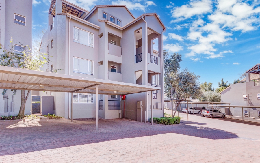 1 Bedroom Property for Sale in Bryanston Gauteng