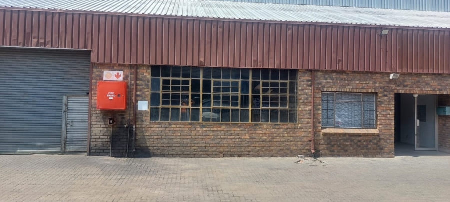 To Let commercial Property for Rent in Anderbolt Gauteng