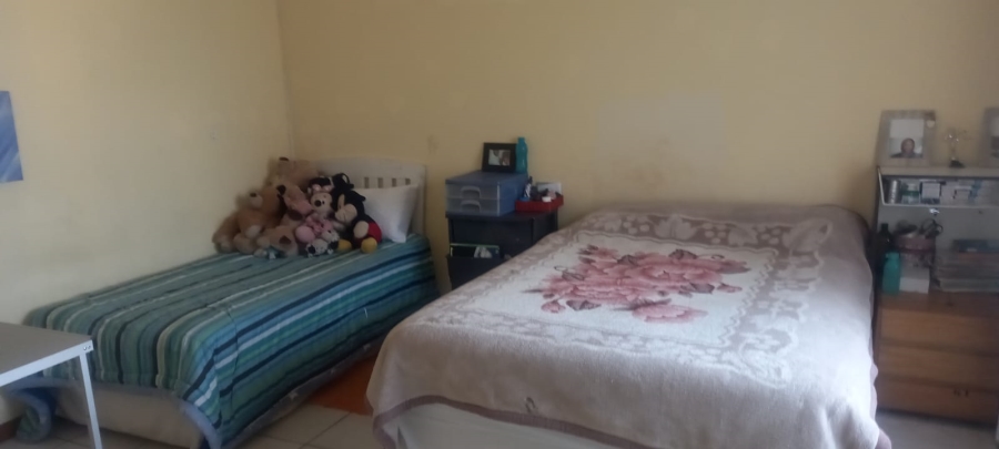 3 Bedroom Property for Sale in Symhurst Gauteng