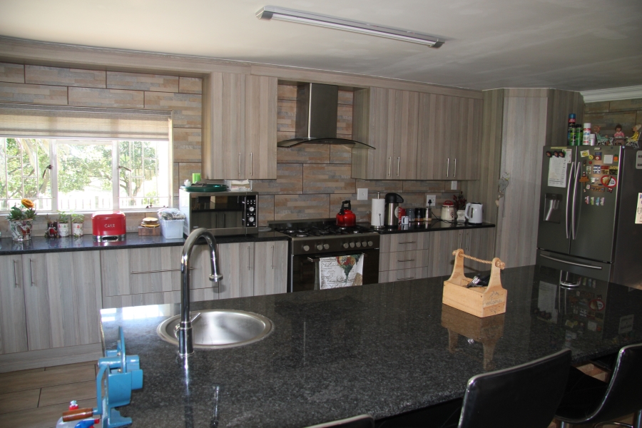 To Let 3 Bedroom Property for Rent in Hekpoort Gauteng