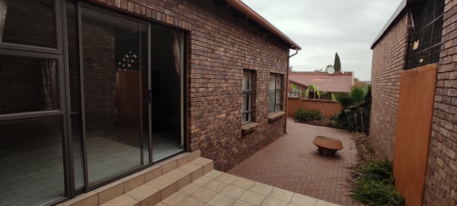 3 Bedroom Property for Sale in Union Gauteng