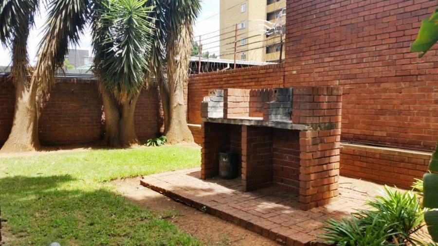 2 Bedroom Property for Sale in Arcadia Gauteng