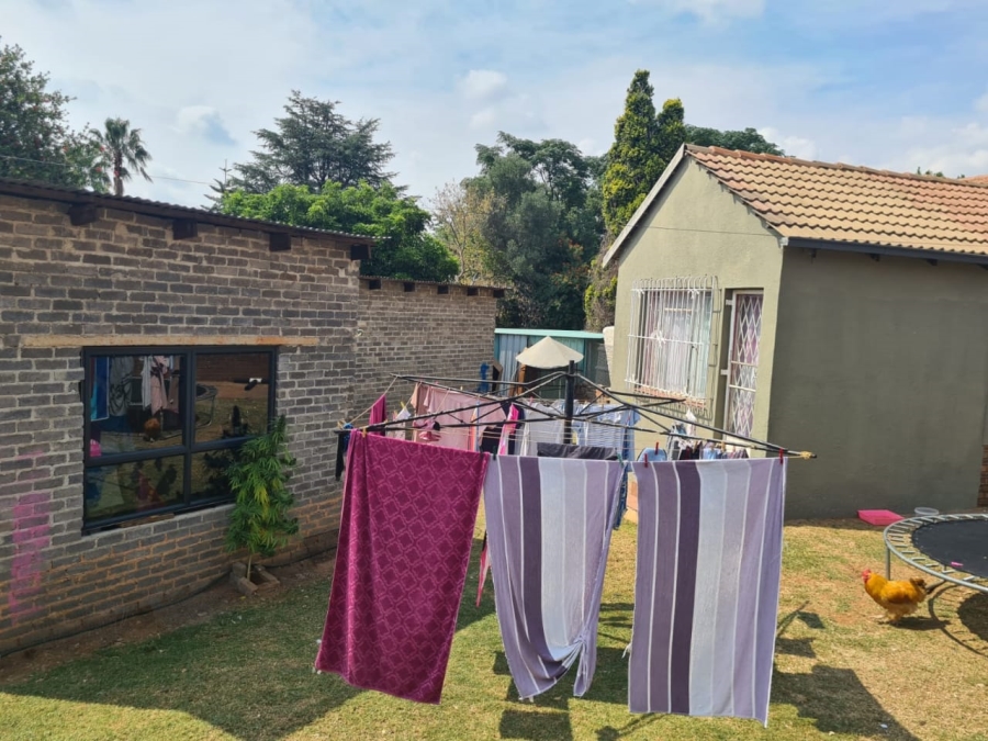 4 Bedroom Property for Sale in Heuweloord Gauteng