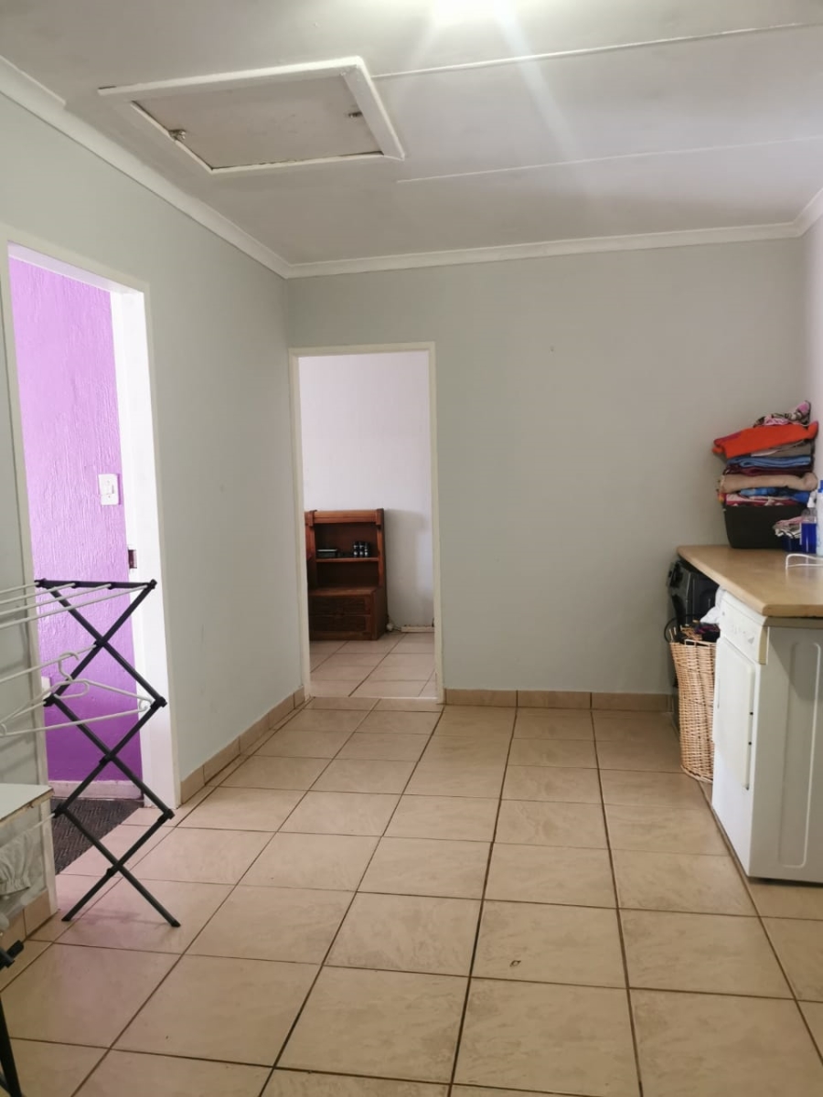 4 Bedroom Property for Sale in Heuweloord Gauteng