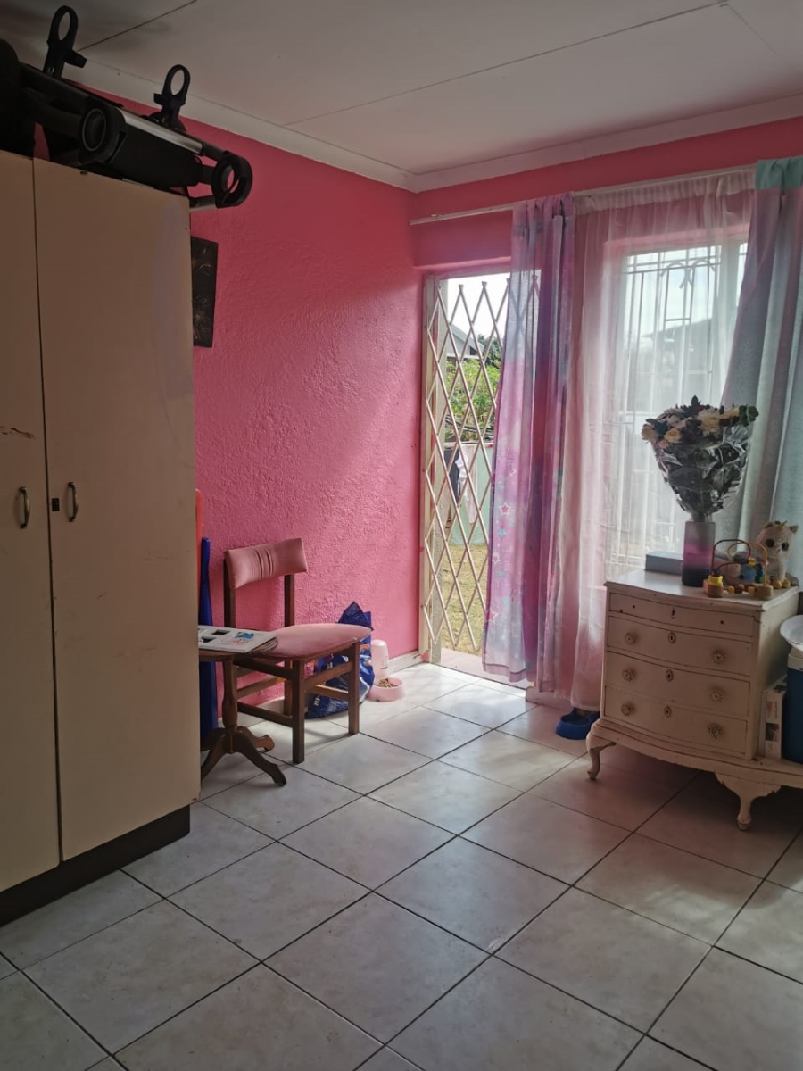 4 Bedroom Property for Sale in Heuweloord Gauteng