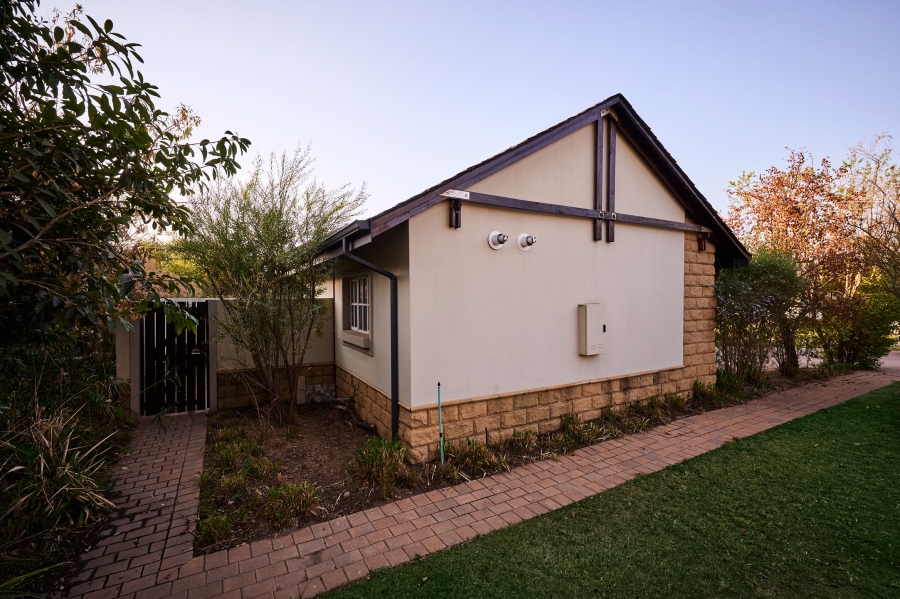 3 Bedroom Property for Sale in Waterfall Valley Mature Lifestyle Estate Gauteng