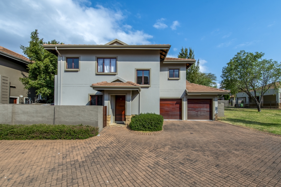 3 Bedroom Property for Sale in Carlswald Gauteng