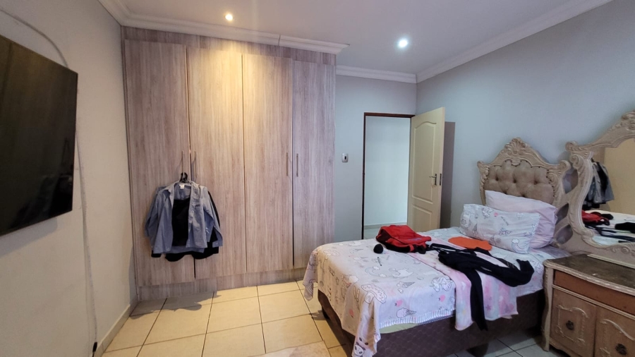 To Let 3 Bedroom Property for Rent in Montana Gauteng