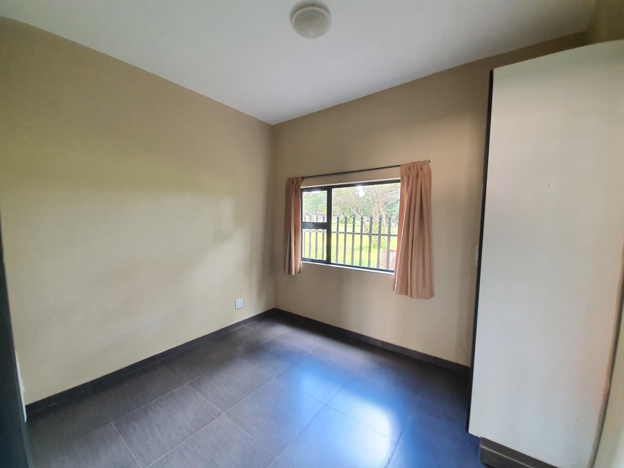 To Let 1 Bedroom Property for Rent in Dunnottar Gauteng