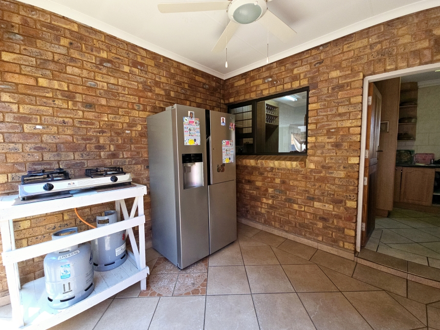 4 Bedroom Property for Sale in Green Acres Estate Gauteng