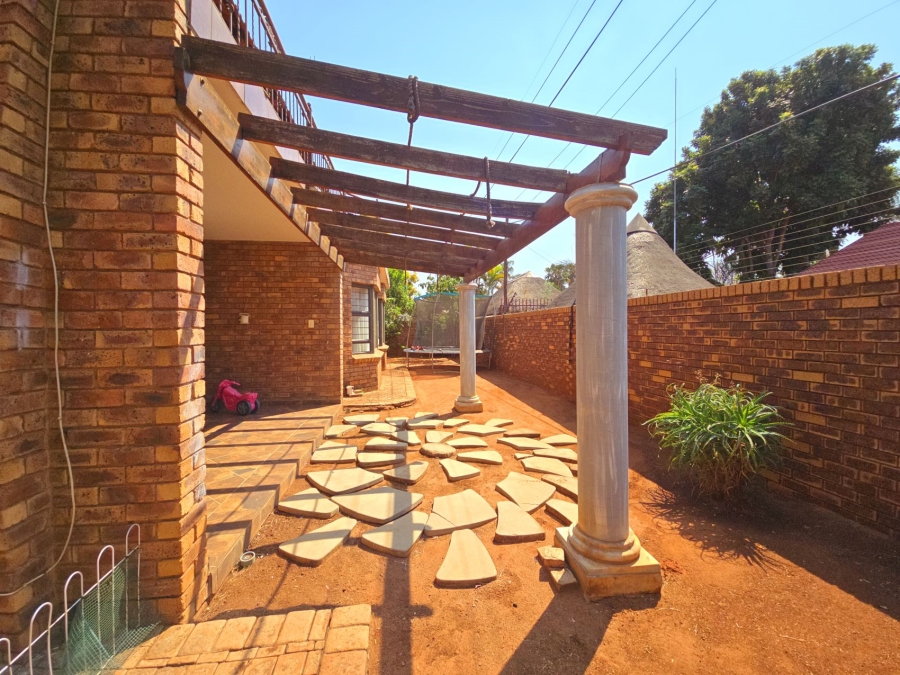 4 Bedroom Property for Sale in Green Acres Estate Gauteng