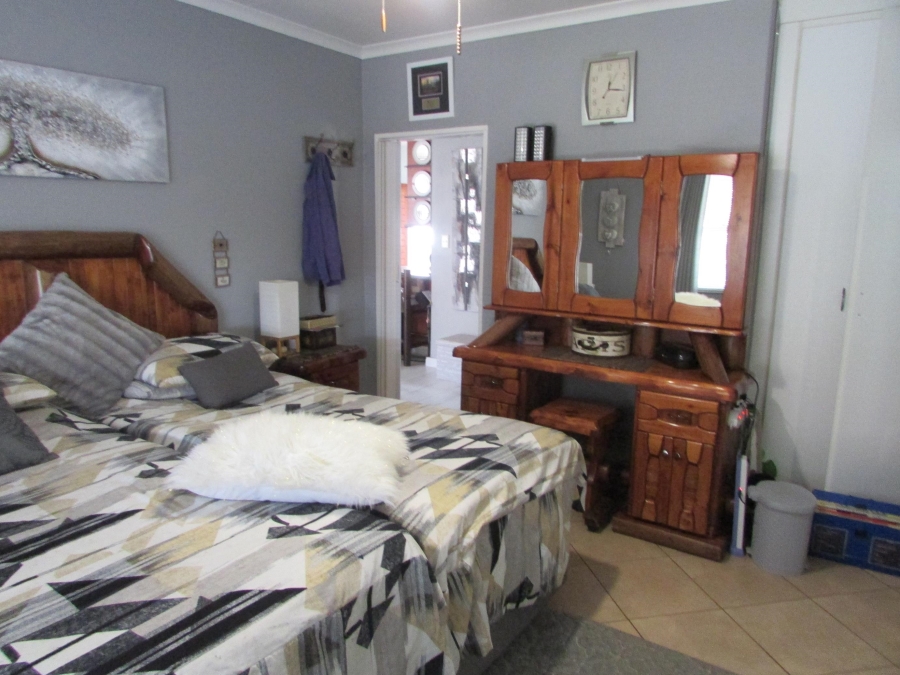 2 Bedroom Property for Sale in Greenhills Gauteng