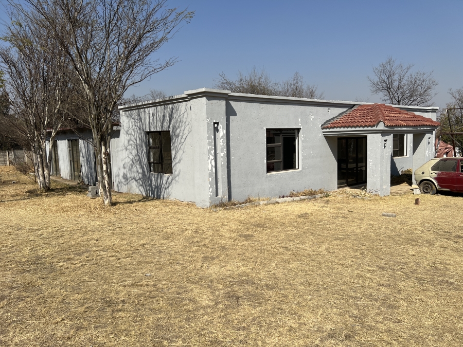 6 Bedroom Property for Sale in President Park Gauteng