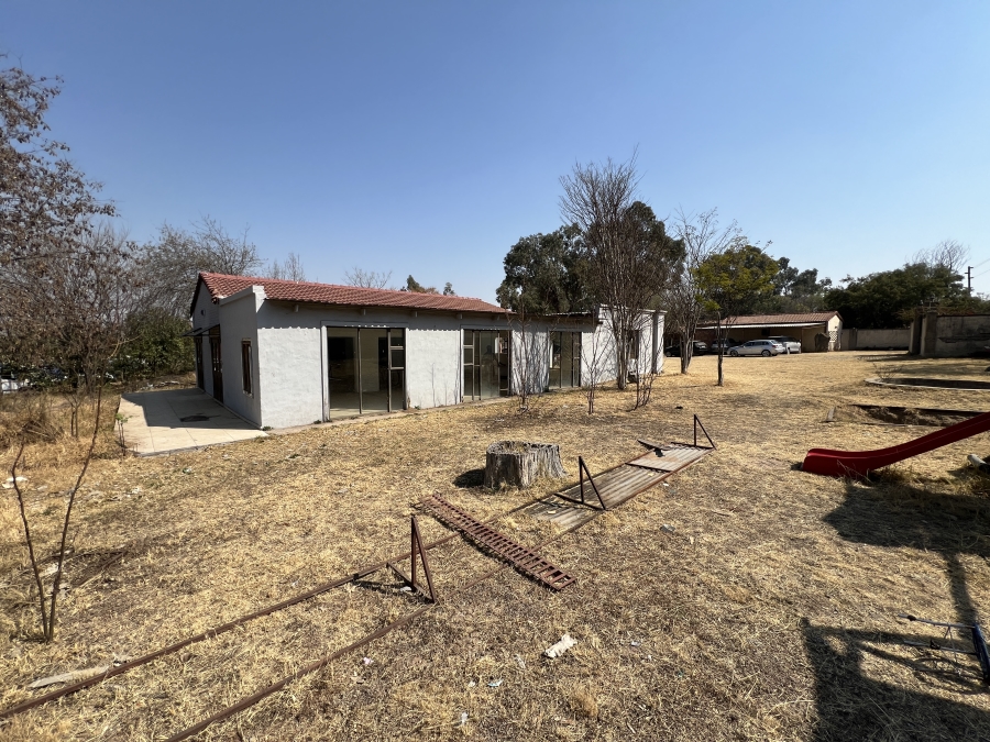 6 Bedroom Property for Sale in President Park Gauteng