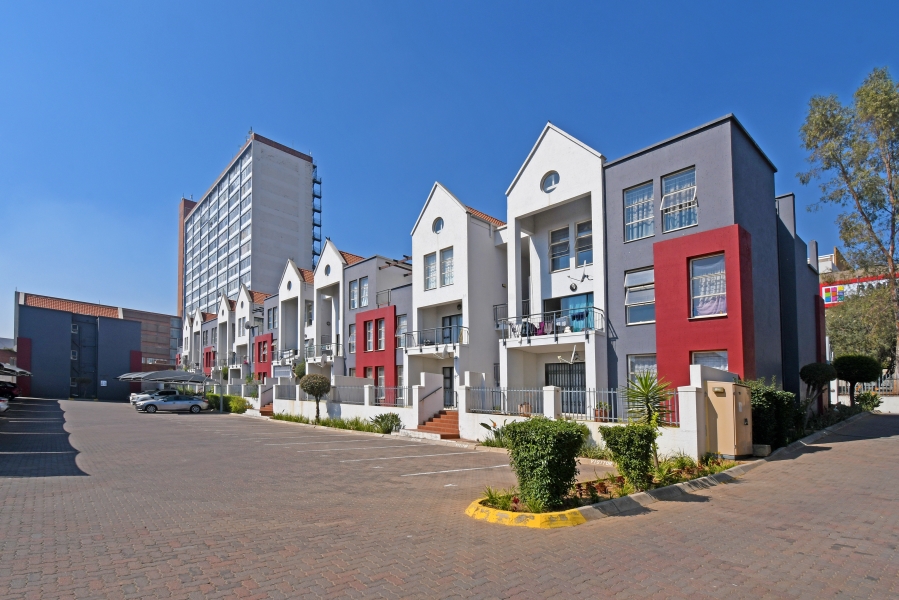 1 Bedroom Property for Sale in Ferndale Gauteng