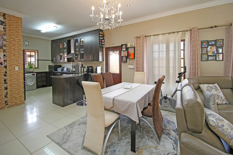 3 Bedroom Property for Sale in Broadacres Gauteng