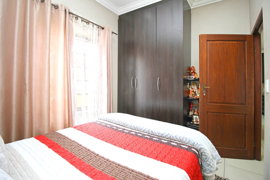 3 Bedroom Property for Sale in Broadacres Gauteng