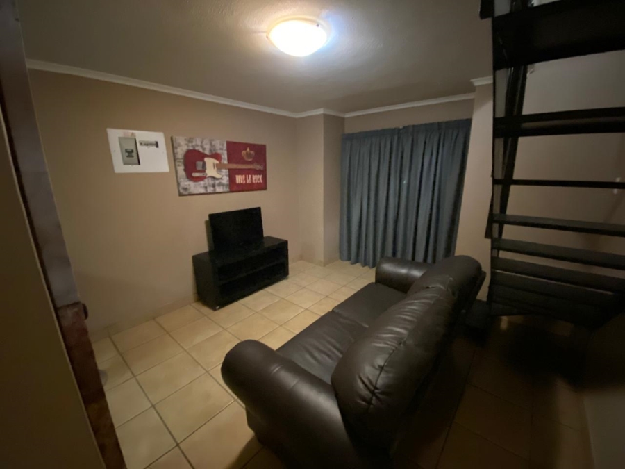 To Let 2 Bedroom Property for Rent in Castleview Gauteng