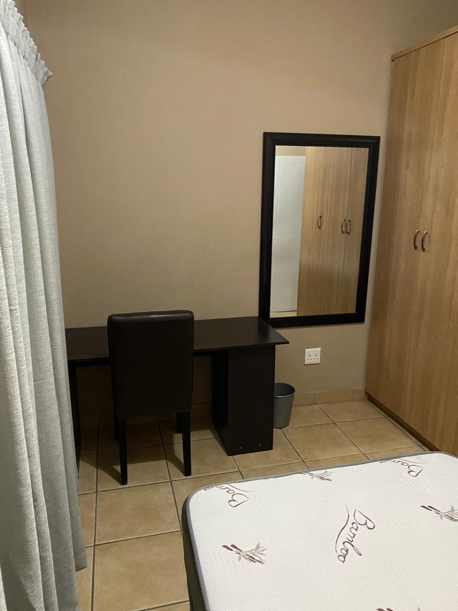 To Let 2 Bedroom Property for Rent in Castleview Gauteng