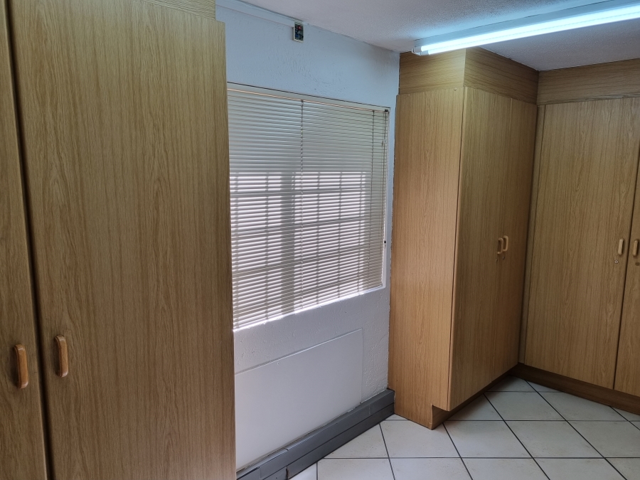 To Let commercial Property for Rent in Allens Nek Gauteng