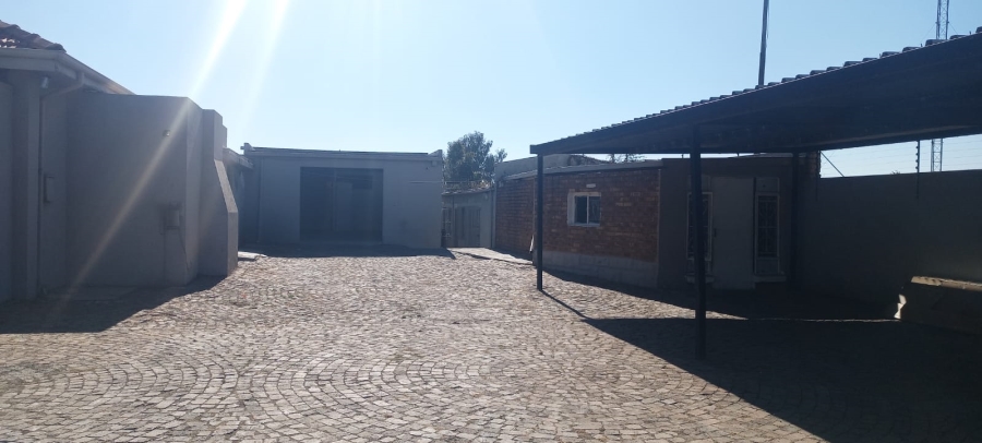 To Let commercial Property for Rent in Benoni Central Gauteng