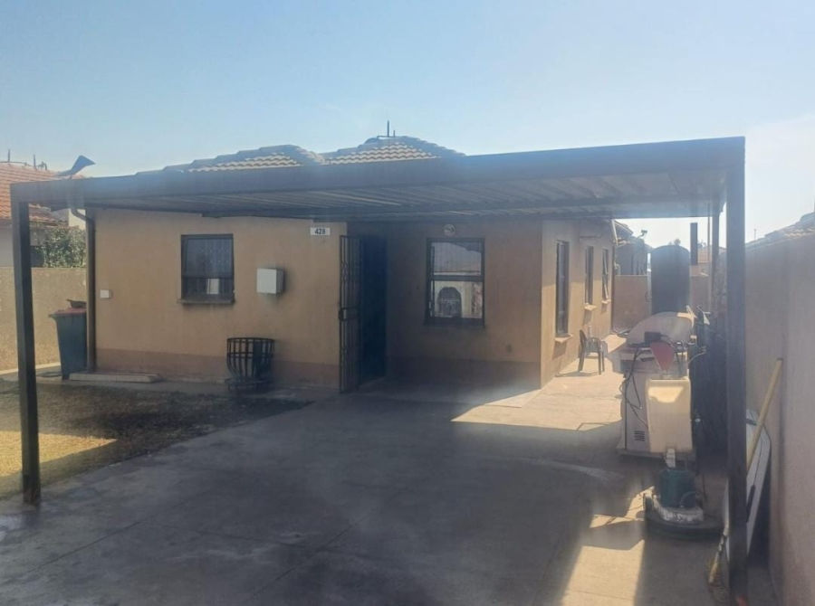 3 Bedroom Property for Sale in Klippoortje Gauteng