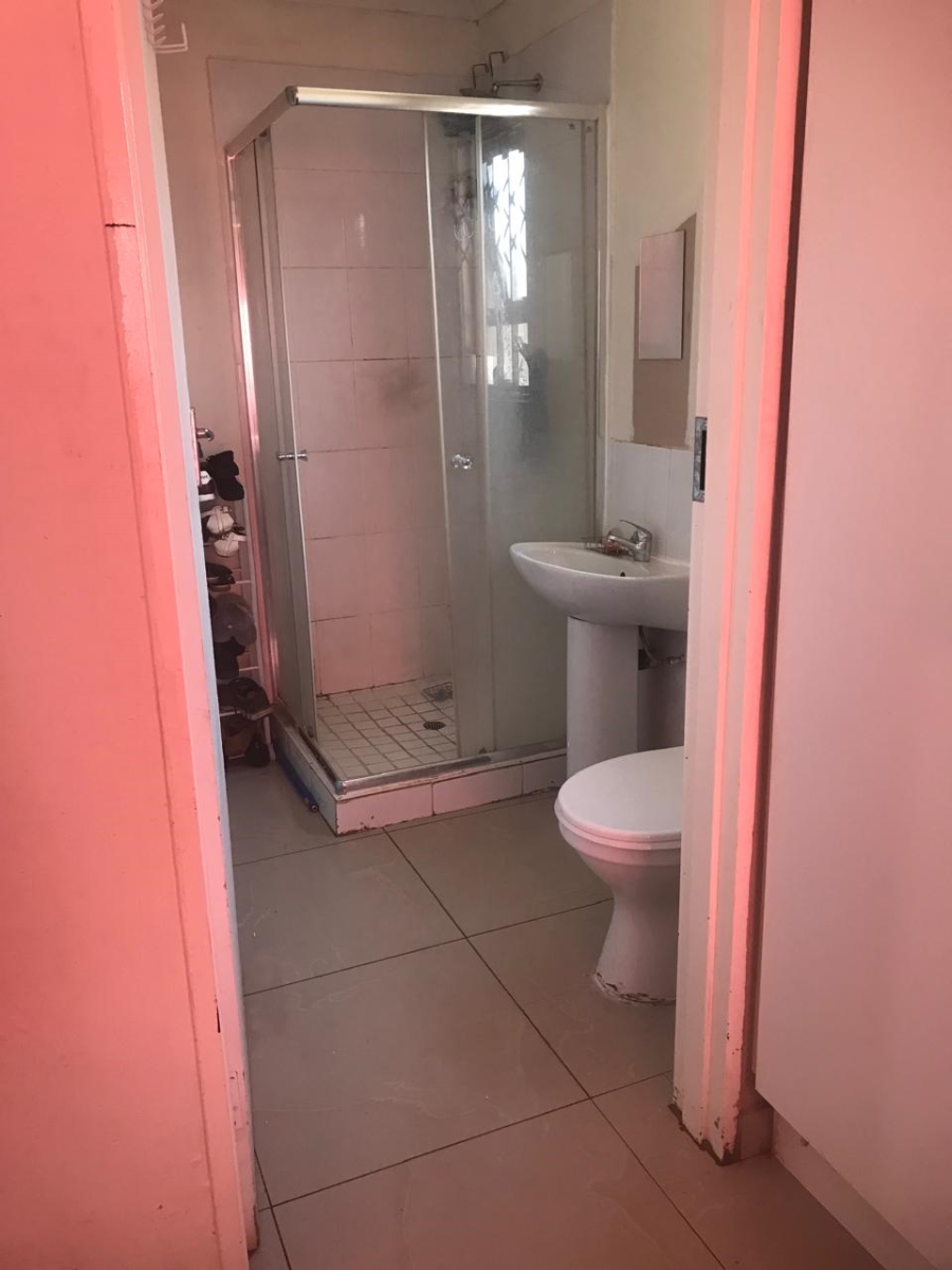 3 Bedroom Property for Sale in Klippoortje Gauteng