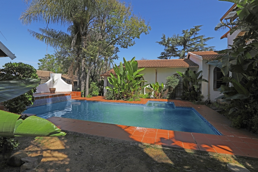 5 Bedroom Property for Sale in Buccleuch Gauteng