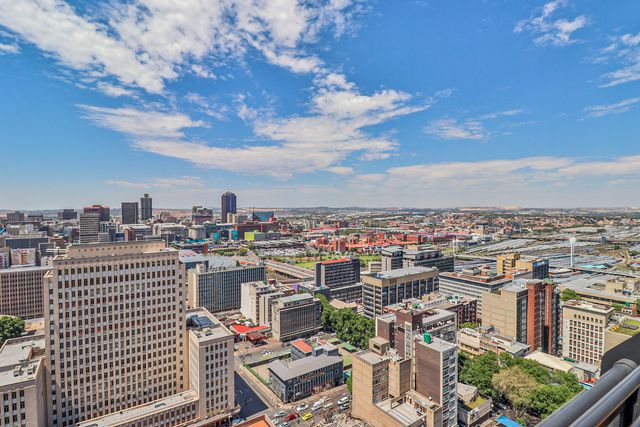 1 Bedroom Property for Sale in Braamfontein Gauteng