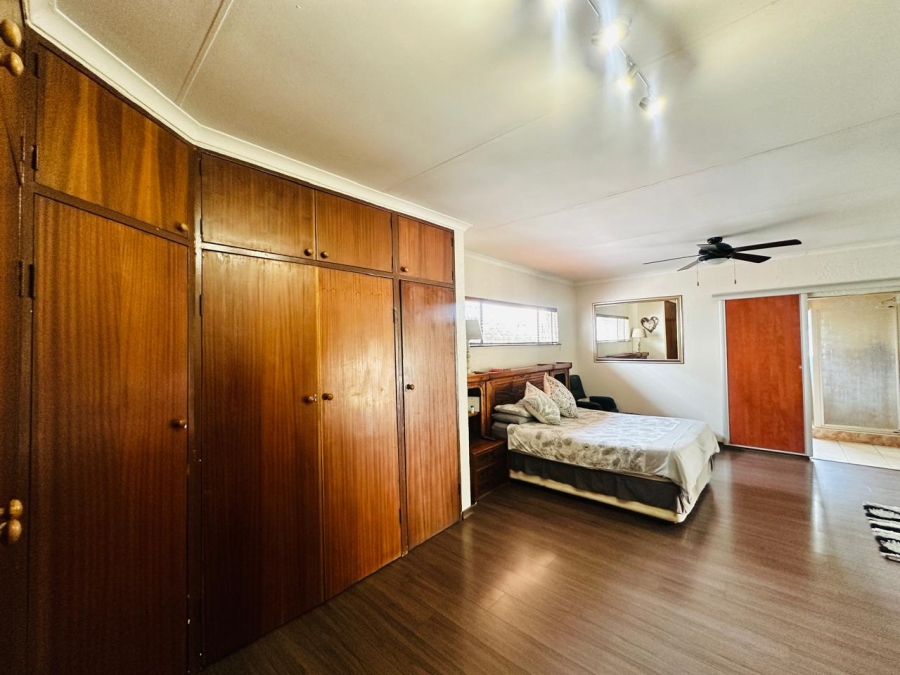 3 Bedroom Property for Sale in Verwoerdpark Gauteng