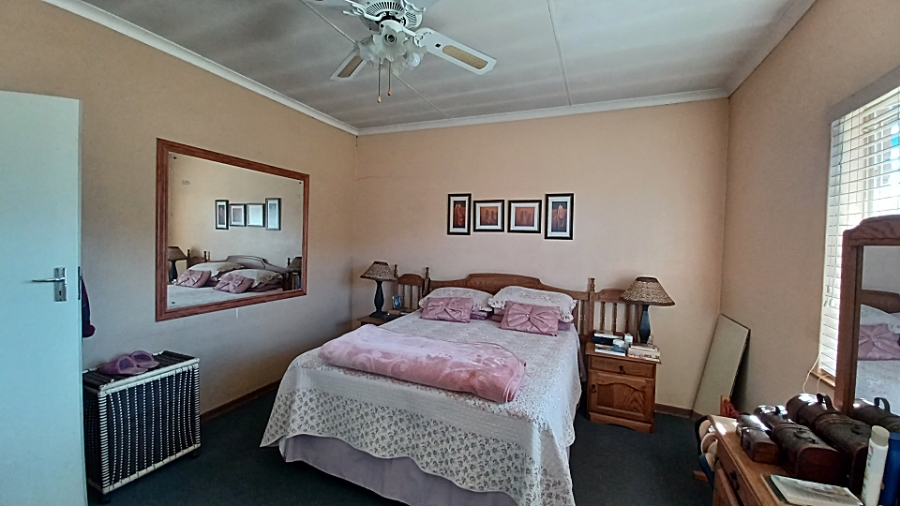 3 Bedroom Property for Sale in Vanderbijlpark SE 6 Gauteng